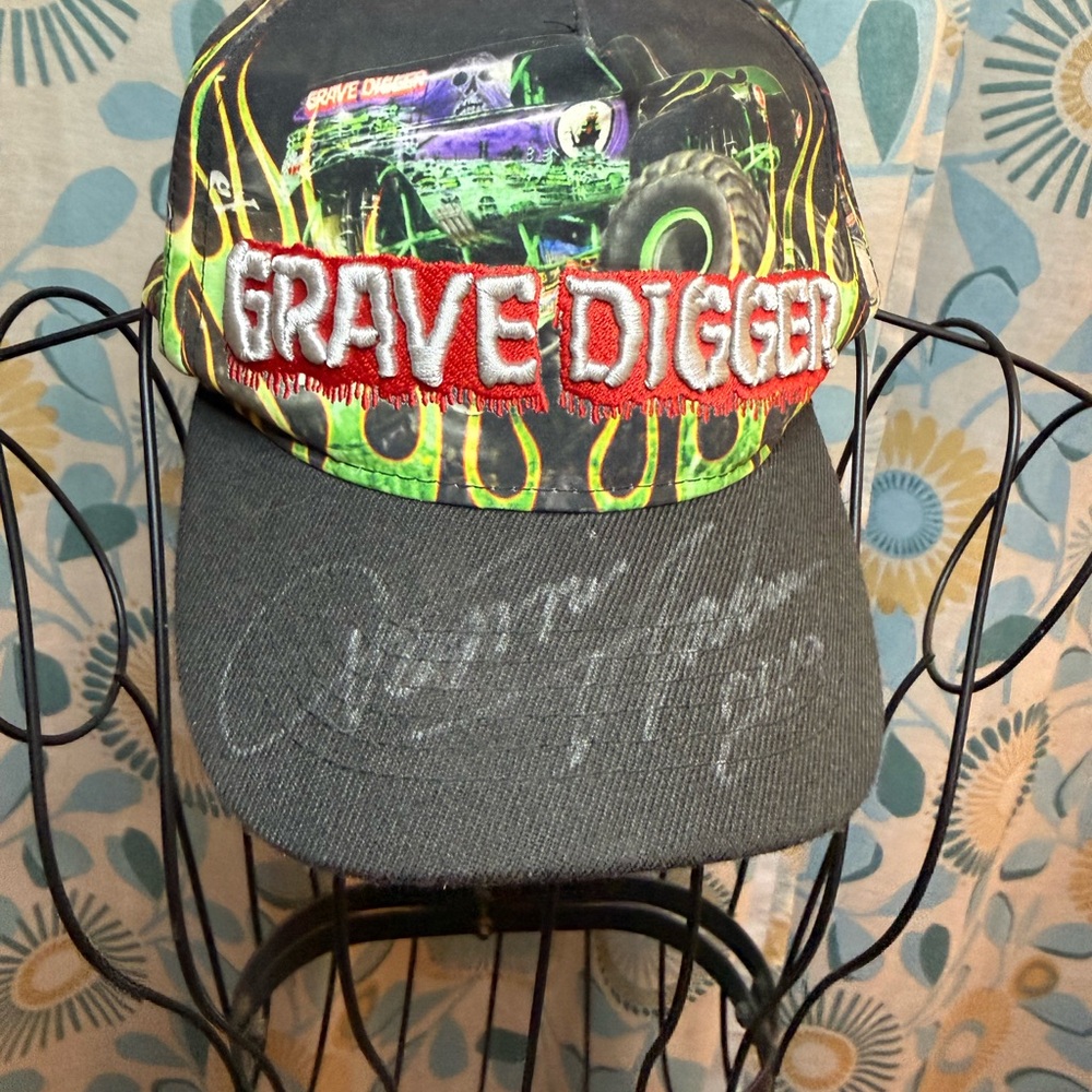 SIGNED Dennis Anderson Grave Digger Monster kids Truck Cap hat